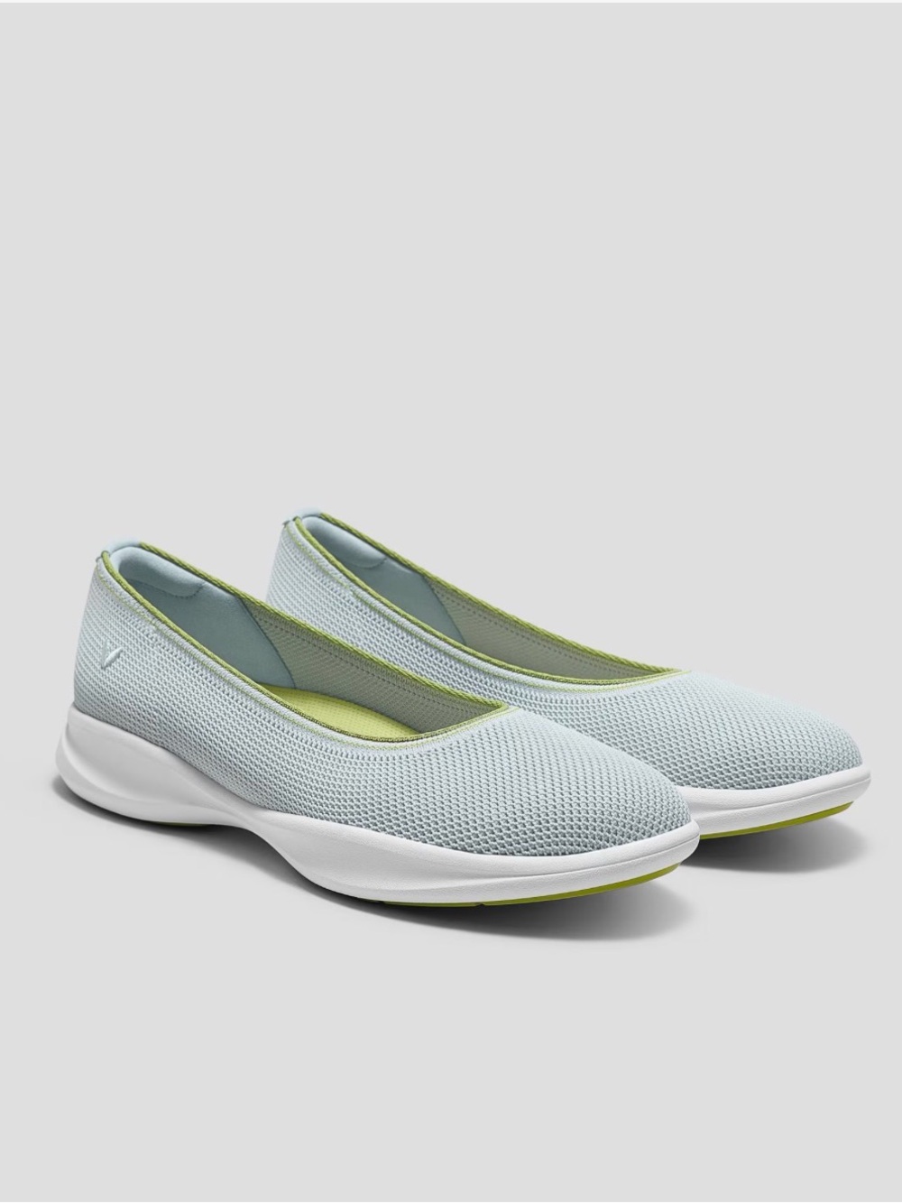 Vivaia Walker Pro Hybrid Ballet Flats